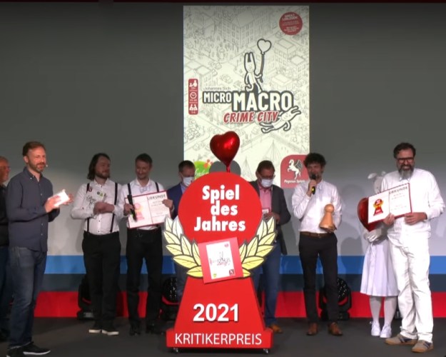 MicroMacro: Crime City